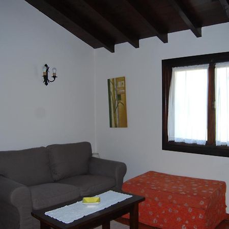 Apartamentos El Perujo Комилас Екстериор снимка