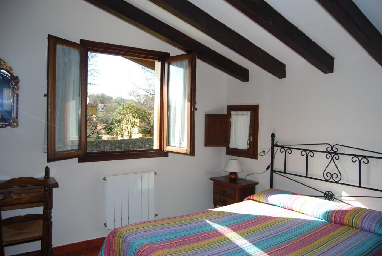 Apartamentos El Perujo Комилас Екстериор снимка